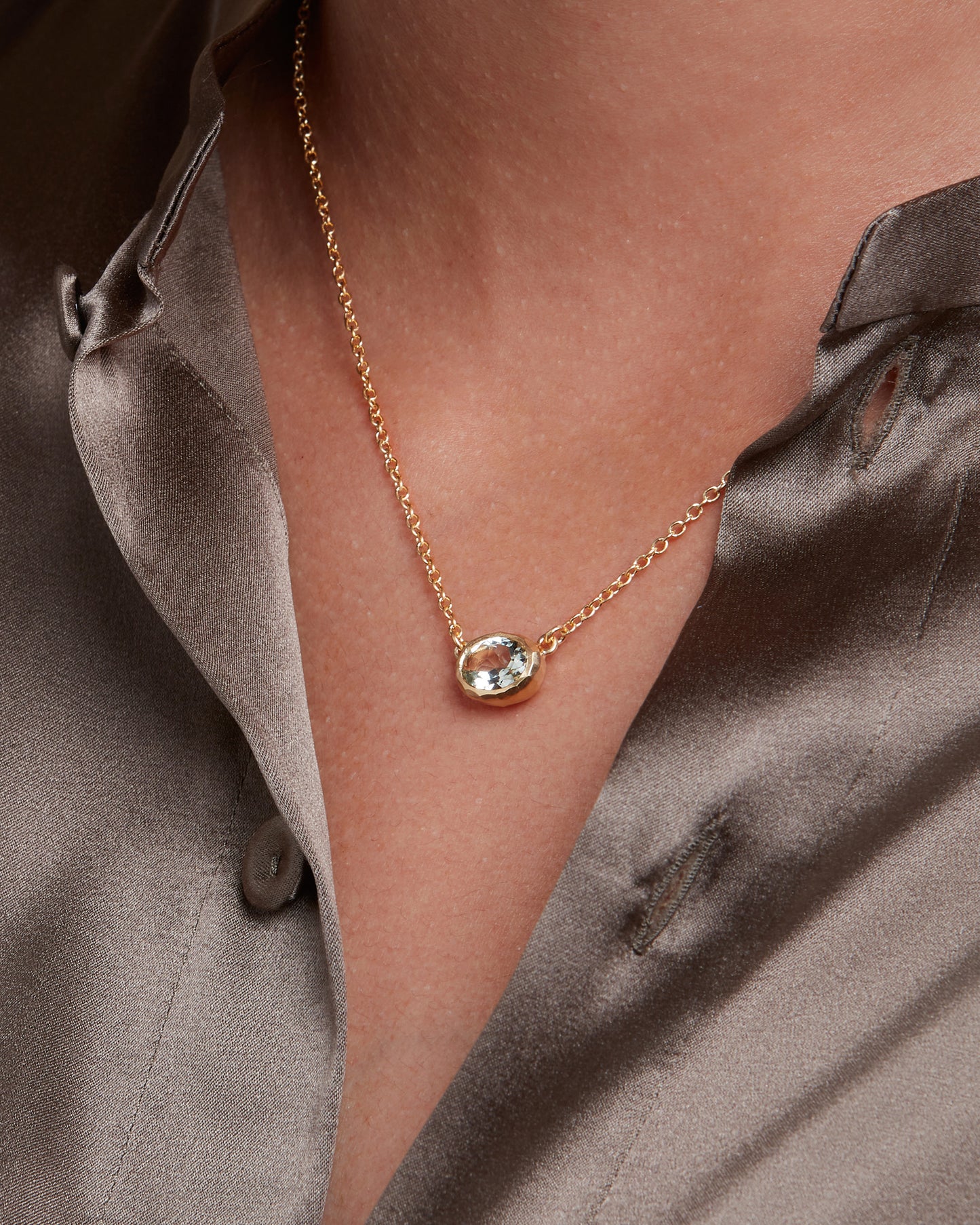 Ellipse Necklace Light Green Prasiolite