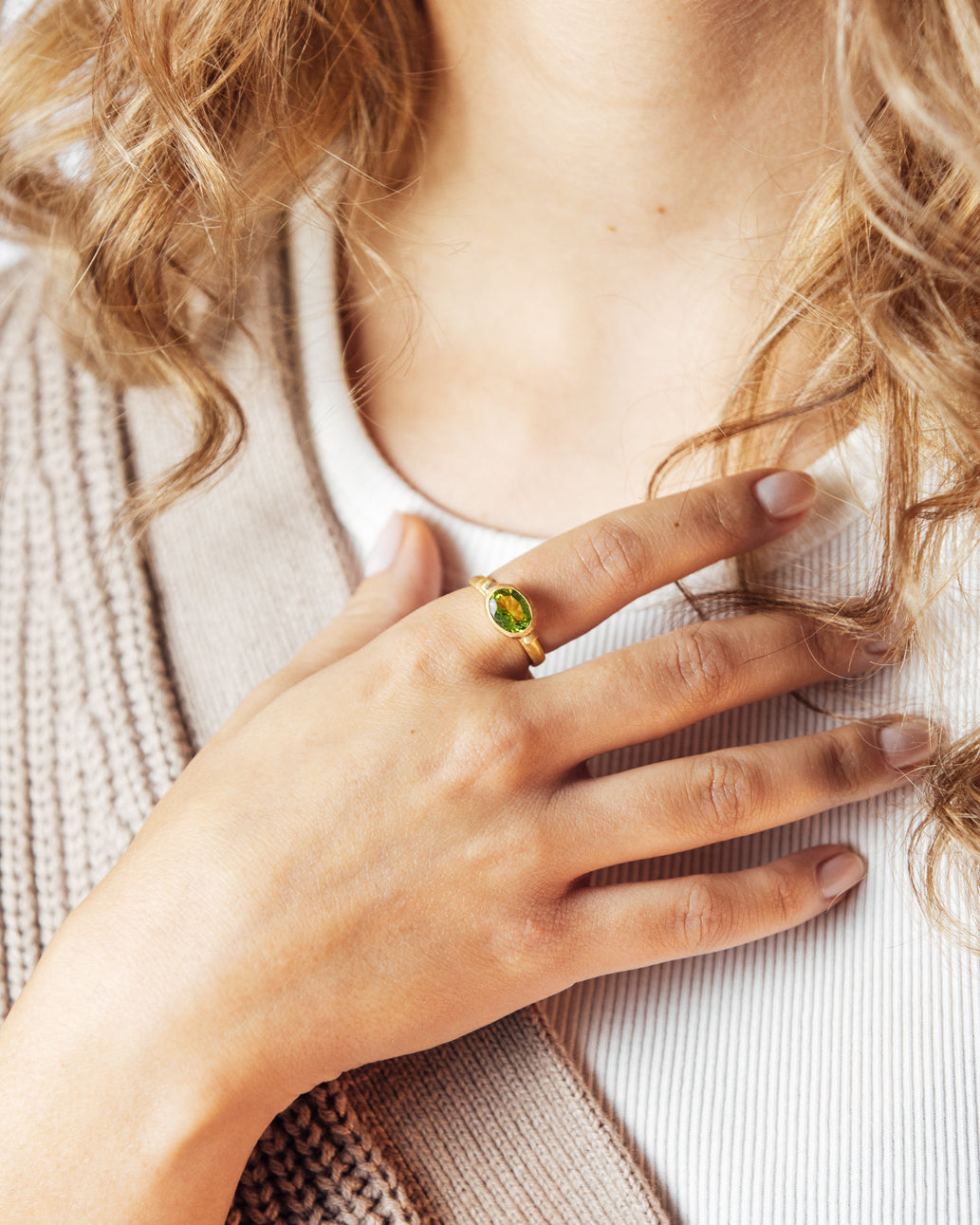 Ellipse Ring Green Peridot