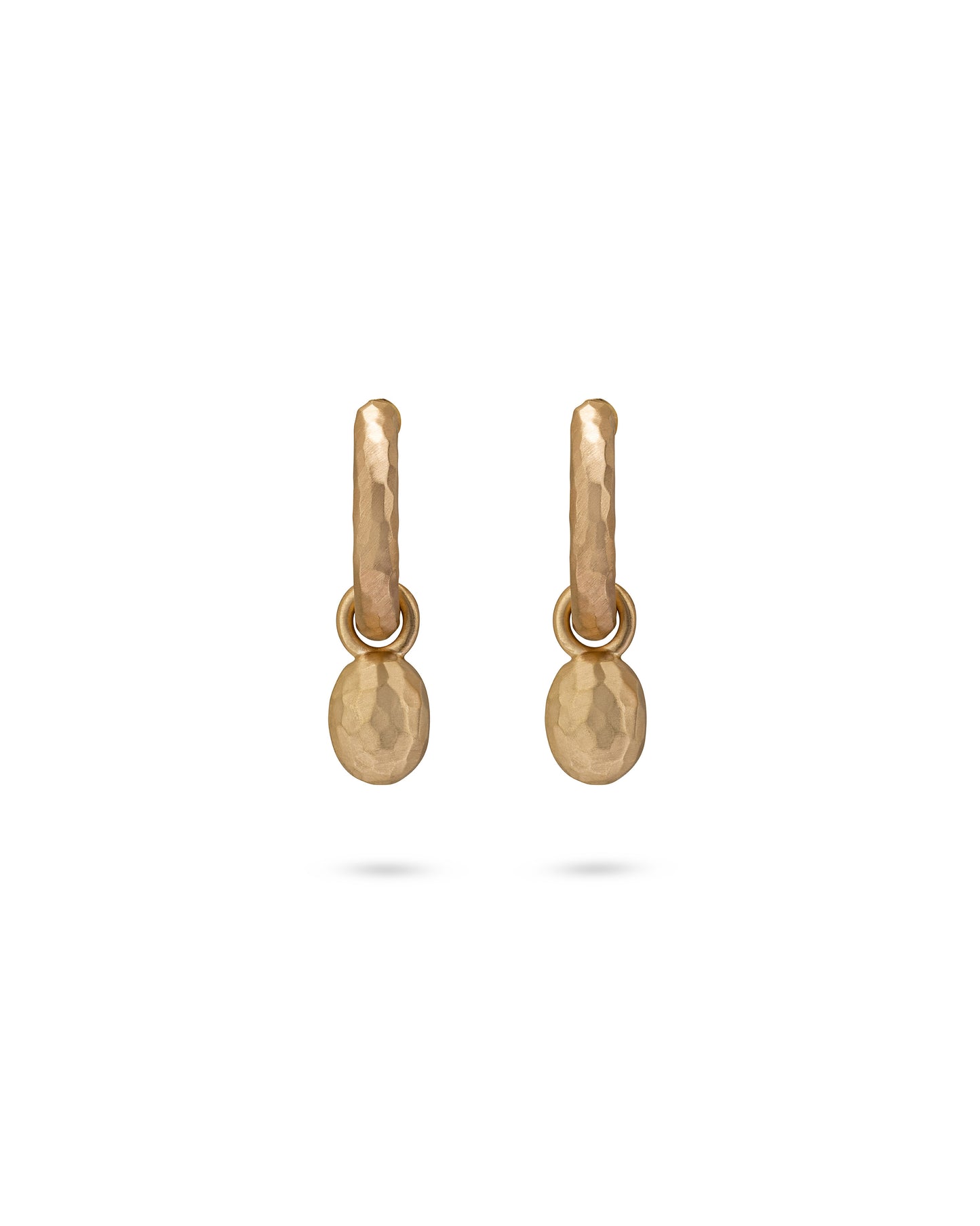 Wander Hoops Medium with Sasso Charms