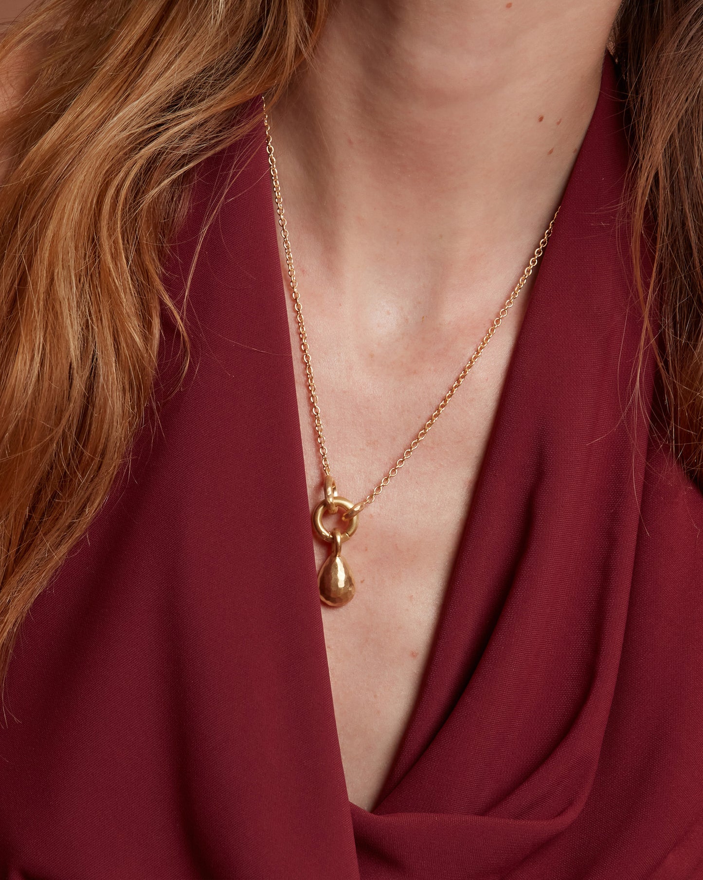 Voyage Necklace Light Chain with Drop Charm