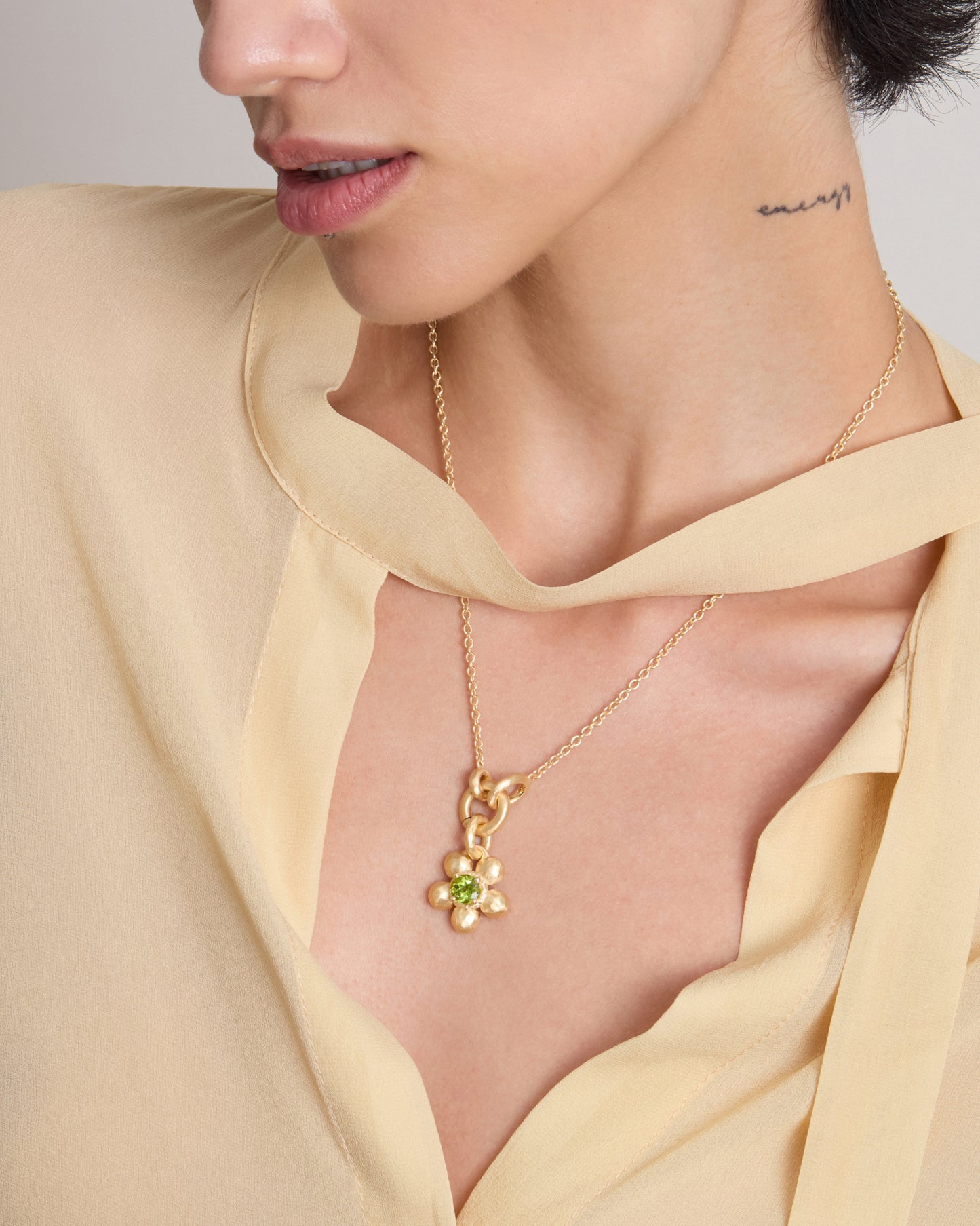 Flore Charm Peridot Large
