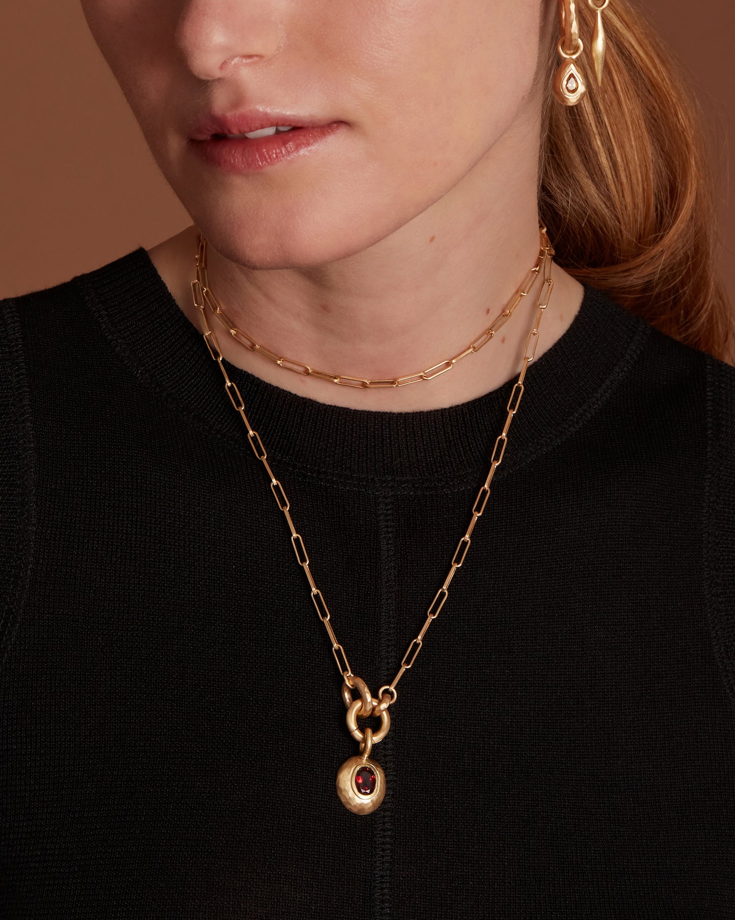 Voyage Necklace Clip Chain with Sasso Charm Red Garnet