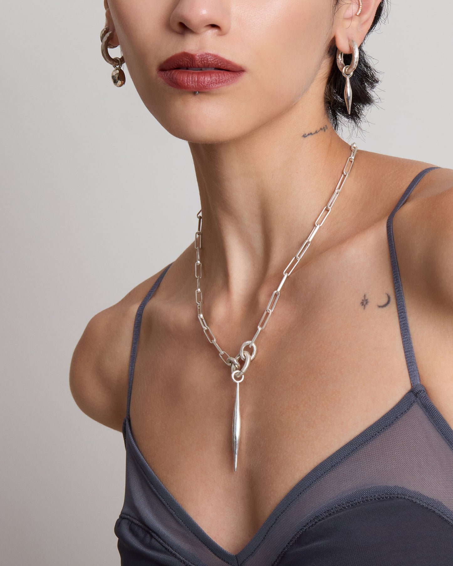 Voyage Necklace Clip Chain with Spindle Charm Large Natural Silver