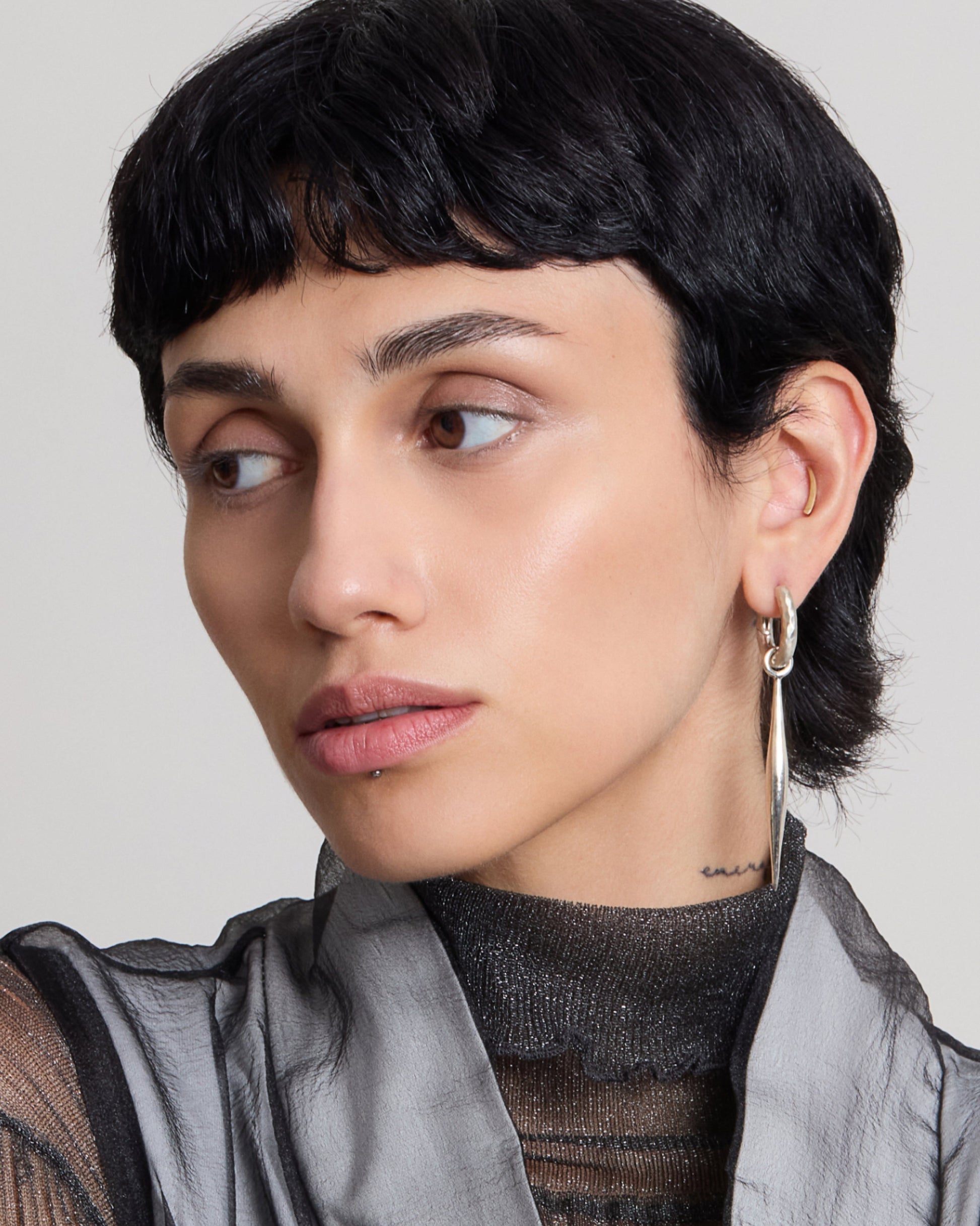 Wander Hoops Small with Spindle Charms Large Natural Silver